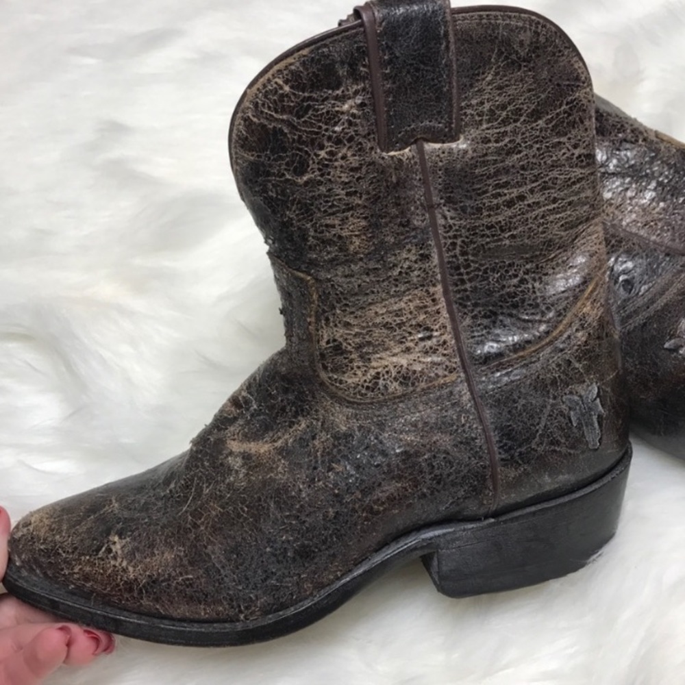Frye Billy Short Crackled Leather Bootie